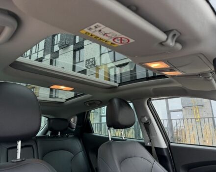 Чорний Хендай іх35, об'ємом двигуна 2 л та пробігом 240 тис. км за 14999 $, фото 8 на Automoto.ua