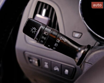 Черный Хендай их35, объемом двигателя 2 л и пробегом 182 тыс. км за 15500 $, фото 26 на Automoto.ua