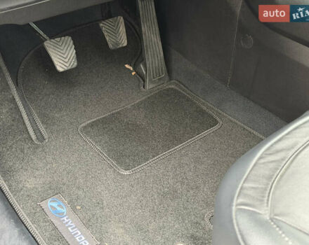 Чорний Хендай іх35, об'ємом двигуна 2 л та пробігом 240 тис. км за 15800 $, фото 21 на Automoto.ua