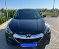 Черный Хендай их35, объемом двигателя 2 л и пробегом 140 тыс. км за 12700 $, фото 2 на Automoto.ua