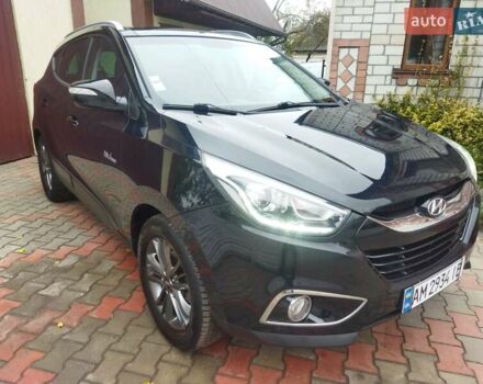 Черный Хендай их35, объемом двигателя 1.7 л и пробегом 252 тыс. км за 14900 $, фото 24 на Automoto.ua