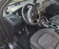 Черный Хендай их35, объемом двигателя 1.7 л и пробегом 165 тыс. км за 15250 $, фото 14 на Automoto.ua