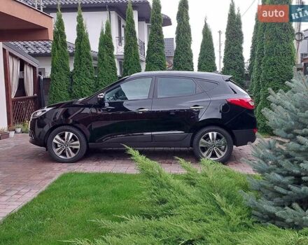 Черный Хендай их35, объемом двигателя 2 л и пробегом 152 тыс. км за 14950 $, фото 1 на Automoto.ua