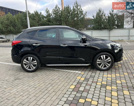 Чорний Хендай іх35, об'ємом двигуна 2 л та пробігом 164 тис. км за 17100 $, фото 3 на Automoto.ua