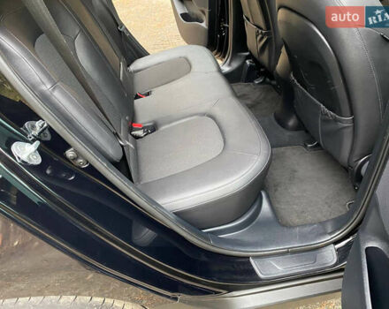 Чорний Хендай іх35, об'ємом двигуна 2 л та пробігом 160 тис. км за 15599 $, фото 62 на Automoto.ua