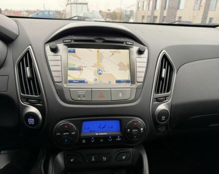 Чорний Хендай іх35, об'ємом двигуна 2 л та пробігом 240 тис. км за 14999 $, фото 11 на Automoto.ua