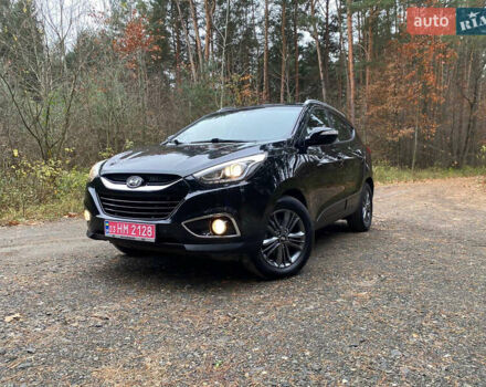 Чорний Хендай іх35, об'ємом двигуна 2 л та пробігом 160 тис. км за 15599 $, фото 3 на Automoto.ua