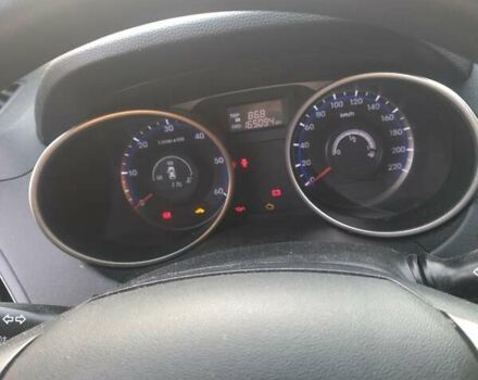 Черный Хендай их35, объемом двигателя 1.7 л и пробегом 165 тыс. км за 15250 $, фото 9 на Automoto.ua