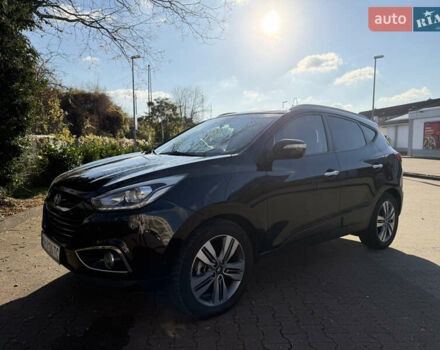 Черный Хендай их35, объемом двигателя 2 л и пробегом 179 тыс. км за 16500 $, фото 4 на Automoto.ua