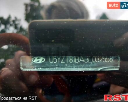 Черный Хендай их35, объемом двигателя 2 л и пробегом 290 тыс. км за 10500 $, фото 1 на Automoto.ua