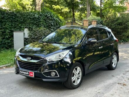 Черный Хендай их35, объемом двигателя 2 л и пробегом 195 тыс. км за 13790 $, фото 1 на Automoto.ua