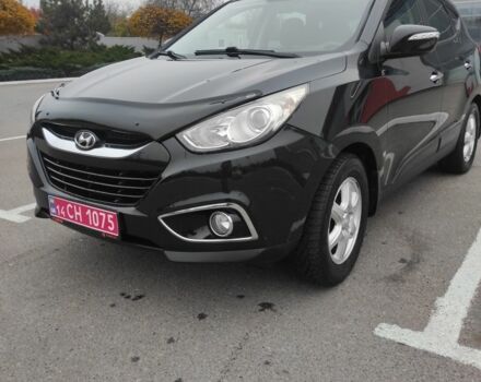 Черный Хендай их35, объемом двигателя 2 л и пробегом 249 тыс. км за 11900 $, фото 1 на Automoto.ua