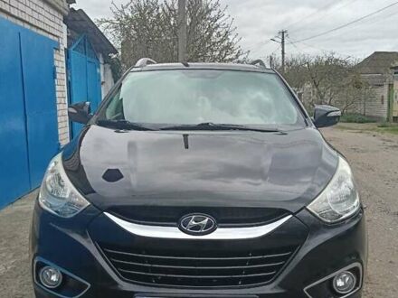 Черный Хендай их35, объемом двигателя 2 л и пробегом 190 тыс. км за 12800 $, фото 1 на Automoto.ua