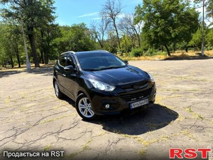 Хендай их35 2010 в Краматорске на Automoto.ua Черный Хендай их35, объемом двигателя 2 л и пробегом 188 тыс. км за 8900 $, фото 1 на Automoto.ua