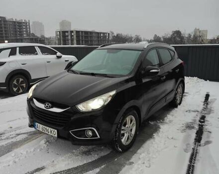 Черный Хендай их35, объемом двигателя 2 л и пробегом 271 тыс. км за 10850 $, фото 1 на Automoto.ua