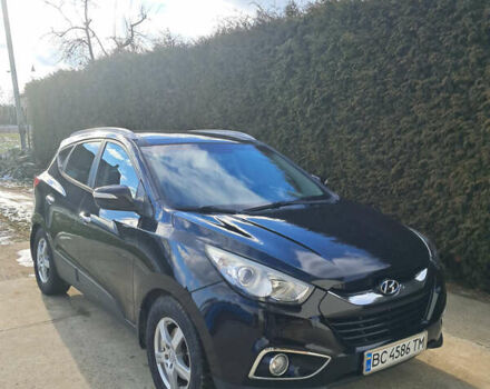 Черный Хендай их35, объемом двигателя 2 л и пробегом 227 тыс. км за 11700 $, фото 1 на Automoto.ua