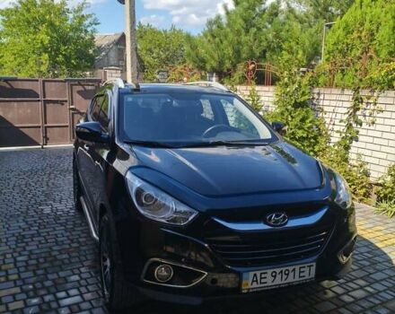 Черный Хендай их35, объемом двигателя 2 л и пробегом 133 тыс. км за 13200 $, фото 1 на Automoto.ua