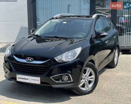 Черный Хендай их35, объемом двигателя 2 л и пробегом 127 тыс. км за 14500 $, фото 1 на Automoto.ua