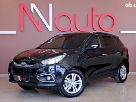 Черный Хендай их35, объемом двигателя 2 л и пробегом 157 тыс. км за 9900 $, фото 1 на Automoto.ua