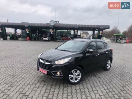 Черный Хендай их35, объемом двигателя 2 л и пробегом 184 тыс. км за 13500 $, фото 1 на Automoto.ua