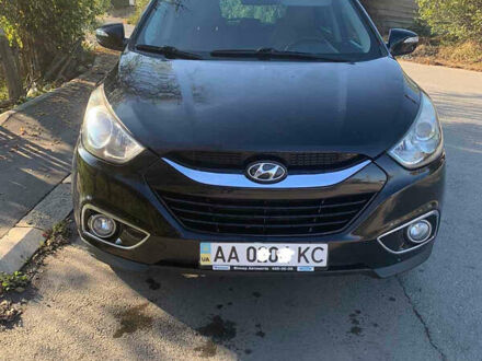 Чорний Хендай іх35, об'ємом двигуна 2 л та пробігом 185 тис. км за 11200 $, фото 1 на Automoto.ua