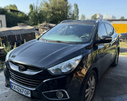 Чорний Хендай іх35, об'ємом двигуна 2.4 л та пробігом 230 тис. км за 10700 $, фото 1 на Automoto.ua