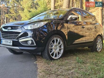 Черный Хендай их35, объемом двигателя 2 л и пробегом 210 тыс. км за 12500 $, фото 1 на Automoto.ua