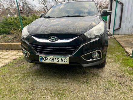 Черный Хендай их35, объемом двигателя 1.7 л и пробегом 205 тыс. км за 12900 $, фото 1 на Automoto.ua