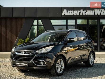 Черный Хендай их35, объемом двигателя 2 л и пробегом 147 тыс. км за 15200 $, фото 1 на Automoto.ua