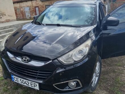 Черный Хендай их35, объемом двигателя 2 л и пробегом 185 тыс. км за 7900 $, фото 1 на Automoto.ua