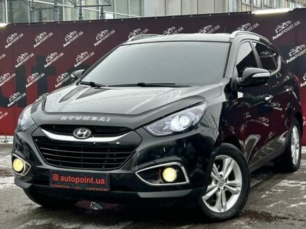 Черный Хендай их35, объемом двигателя 2 л и пробегом 241 тыс. км за 14800 $, фото 1 на Automoto.ua