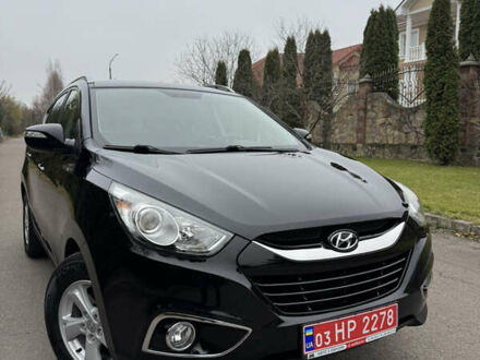 Черный Хендай их35, объемом двигателя 2 л и пробегом 177 тыс. км за 14650 $, фото 1 на Automoto.ua