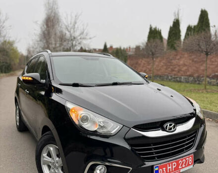 Чорний Хендай іх35, об'ємом двигуна 2 л та пробігом 177 тис. км за 14550 $, фото 1 на Automoto.ua