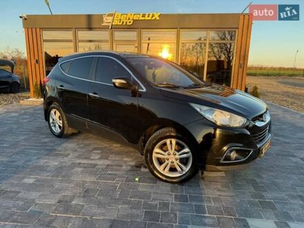 Черный Хендай их35, объемом двигателя 2 л и пробегом 178 тыс. км за 12699 $, фото 1 на Automoto.ua