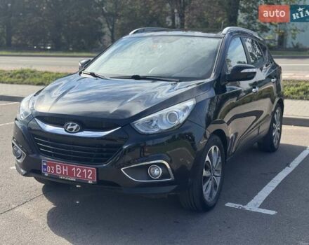 Черный Хендай их35, объемом двигателя 2 л и пробегом 162 тыс. км за 14200 $, фото 1 на Automoto.ua