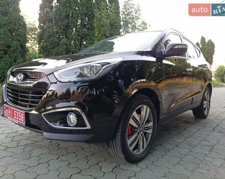 Черный Хендай их35, объемом двигателя 2 л и пробегом 206 тыс. км за 15650 $, фото 1 на Automoto.ua