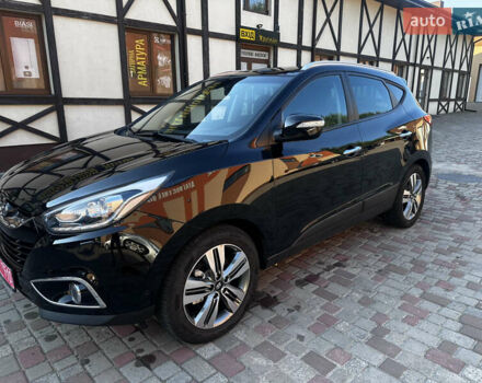 Черный Хендай их35, объемом двигателя 2 л и пробегом 176 тыс. км за 14950 $, фото 1 на Automoto.ua