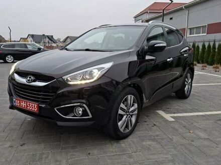 Черный Хендай их35, объемом двигателя 2 л и пробегом 237 тыс. км за 15600 $, фото 1 на Automoto.ua