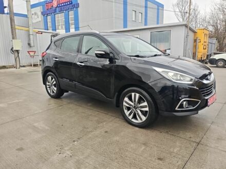 Черный Хендай их35, объемом двигателя 2 л и пробегом 203 тыс. км за 13750 $, фото 1 на Automoto.ua