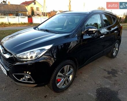 Черный Хендай их35, объемом двигателя 2 л и пробегом 209 тыс. км за 15450 $, фото 1 на Automoto.ua