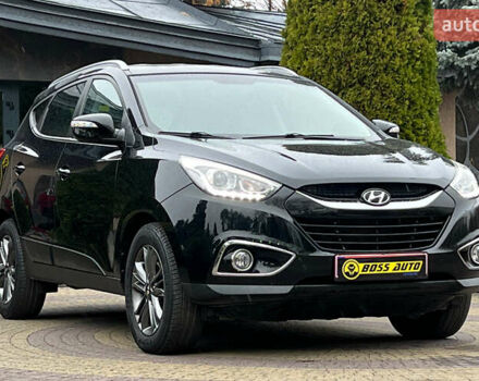 Черный Хендай их35, объемом двигателя 2 л и пробегом 238 тыс. км за 15650 $, фото 1 на Automoto.ua