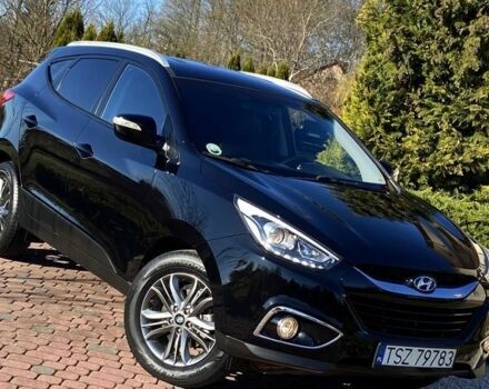 Черный Хендай их35, объемом двигателя 1.7 л и пробегом 189 тыс. км за 8900 $, фото 1 на Automoto.ua