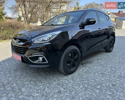 Черный Хендай их35, объемом двигателя 2 л и пробегом 175 тыс. км за 16600 $, фото 1 на Automoto.ua