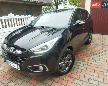 Черный Хендай их35, объемом двигателя 1.69 л и пробегом 252 тыс. км за 14100 $, фото 1 на Automoto.ua