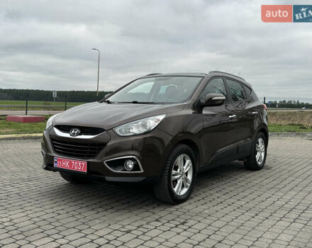 Коричневый Хендай их35, объемом двигателя 2 л и пробегом 209 тыс. км за 12200 $, фото 15 на Automoto.ua