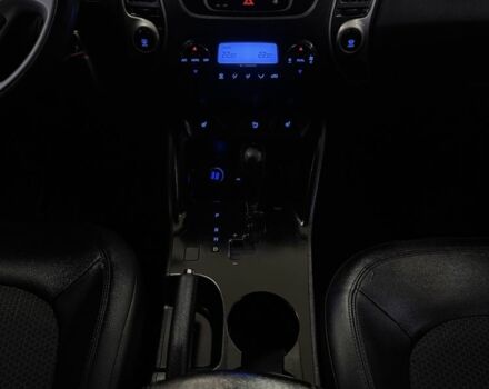 Хендай их35 2011 в Кропивницком (Кировограде) на Automoto.ua Коричневый Хендай их35, объемом двигателя 2 л и пробегом 167 тыс. км за 11900 $, фото 14 на Automoto.ua