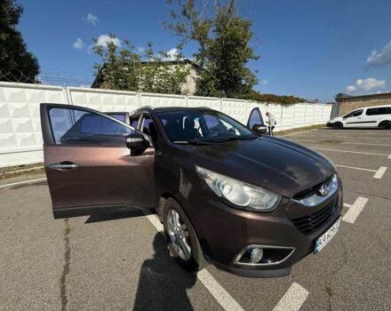 Хендай их35 2011 в Киеве на Automoto.ua Коричневый Хендай их35, объемом двигателя 2 л и пробегом 342 тыс. км за 11000 $, фото 23 на Automoto.ua