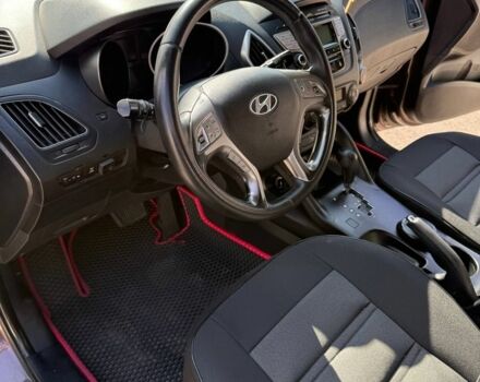 Хендай их35 2011 в Киеве на Automoto.ua Коричневый Хендай их35, объемом двигателя 2 л и пробегом 342 тыс. км за 11000 $, фото 10 на Automoto.ua