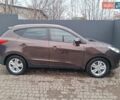 Коричневый Хендай их35, объемом двигателя 1.7 л и пробегом 309 тыс. км за 11500 $, фото 1 на Automoto.ua