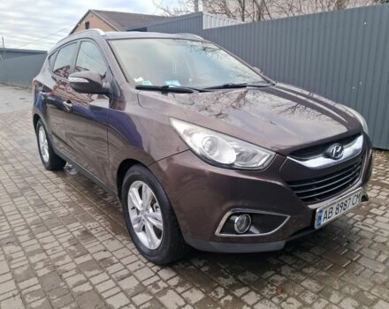 Коричневый Хендай их35, объемом двигателя 1.7 л и пробегом 309 тыс. км за 11500 $, фото 3 на Automoto.ua